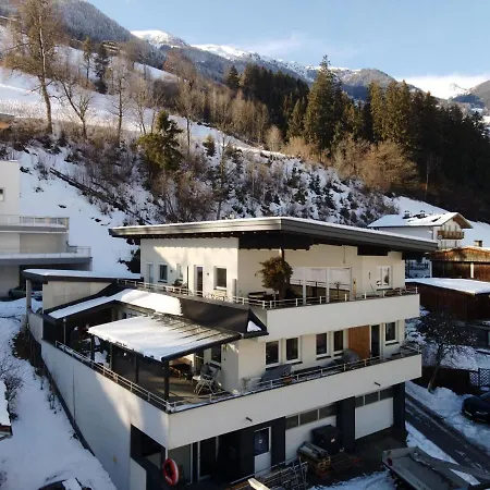 Flat Daniela, Im Zillertal Apartmán Hippach