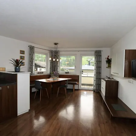 Apartment In Near Mayrhofen Area Hippach